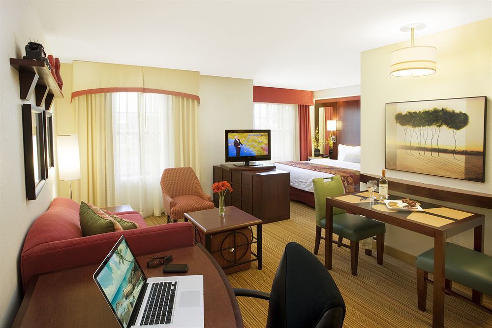 Residence Inn By Marriott Камарільйо Номер фото